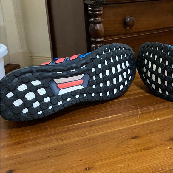 Adidas-Ultraboost 5.0 DNA Mens Running Shoes - Picture 2 of 6